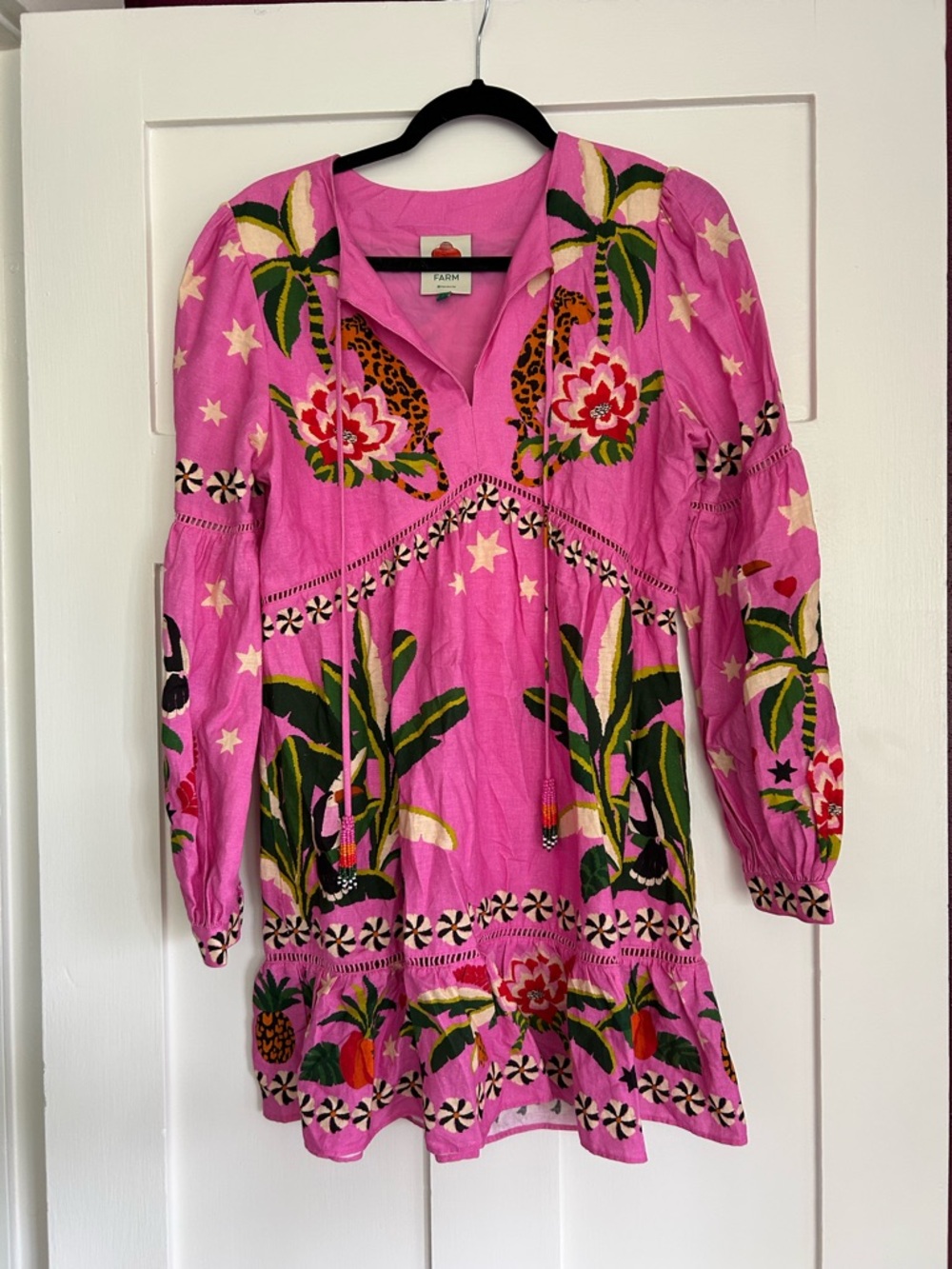 FARM Rio Pink Floral V-Neck Balloon Sleeve Mini Dress - Picture 2 of 2